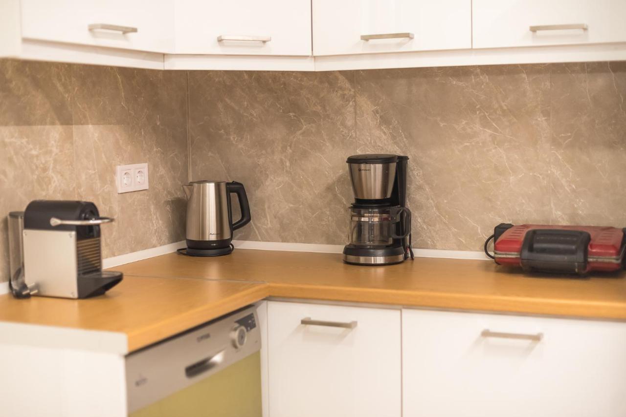 Victoria Best Apartments アテネ エクステリア 写真